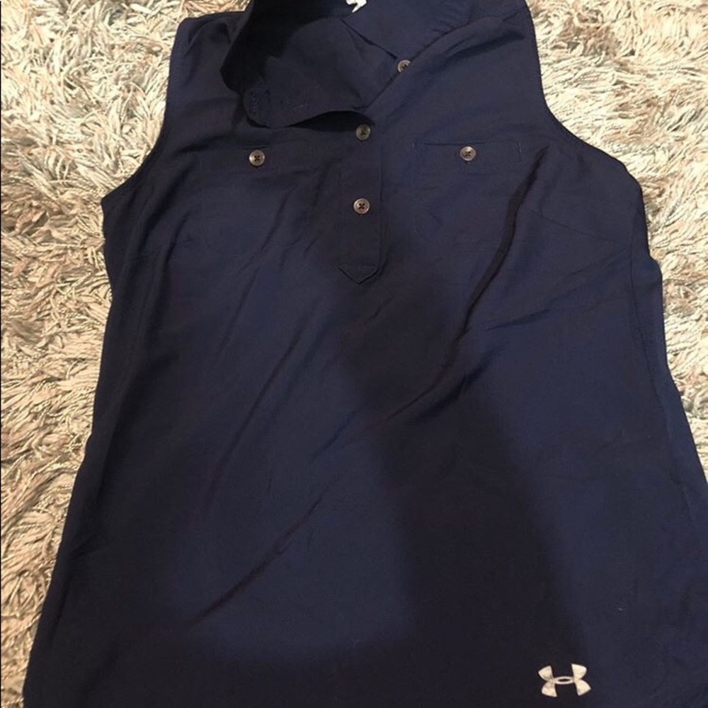 Under Armour sleeveless blouse/muscle tee